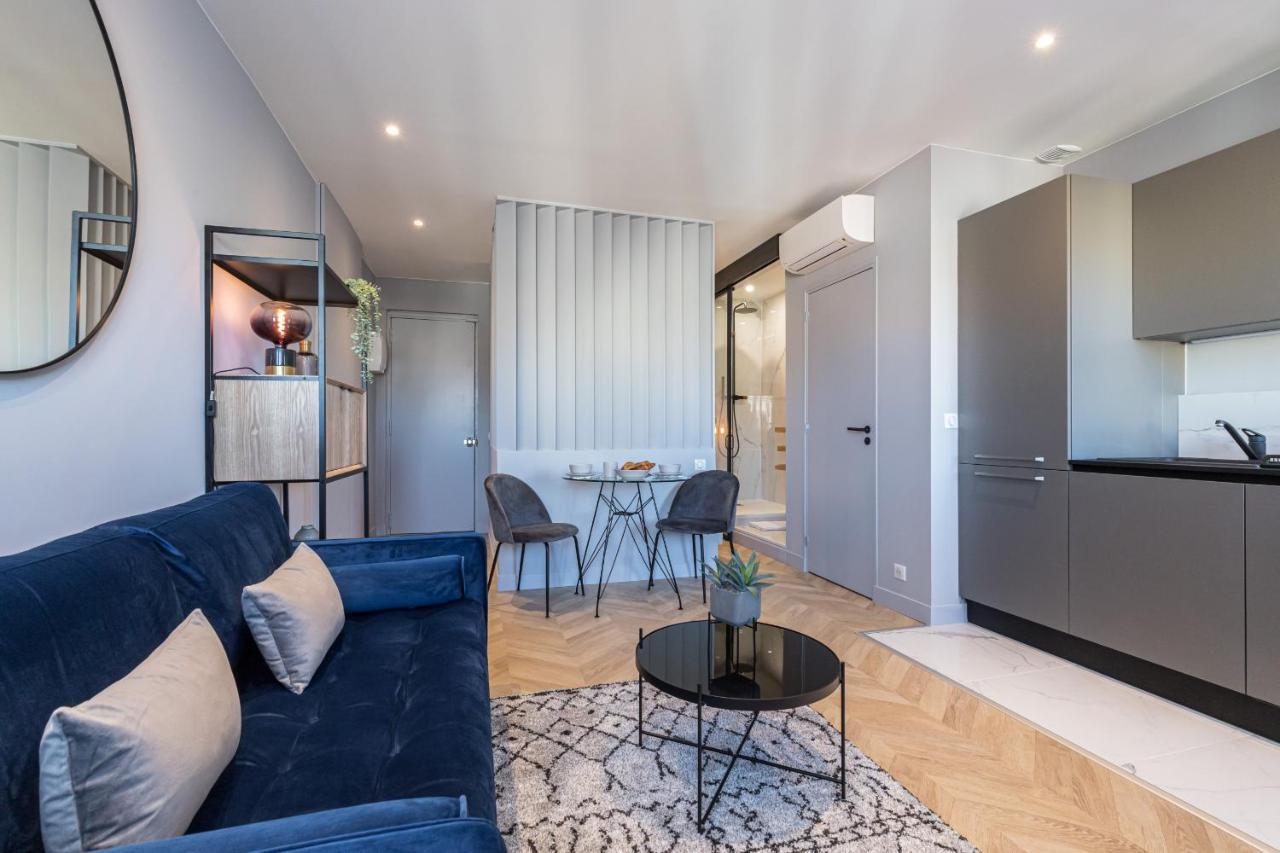 1 Su Ede - Dernier Etage Ascenseur - 1 Min Plage Et Zone Pietonne Niza Exterior foto